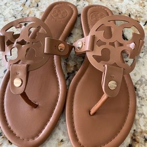 Brown sandals. Sz. 37 or US 6